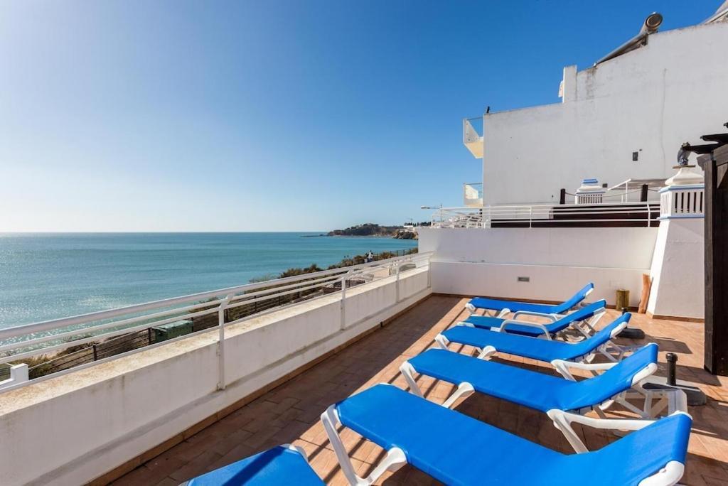 Refurbished Beachfront House, Pool, Ac, Wifi, Albufeira, Sea View Extérieur photo