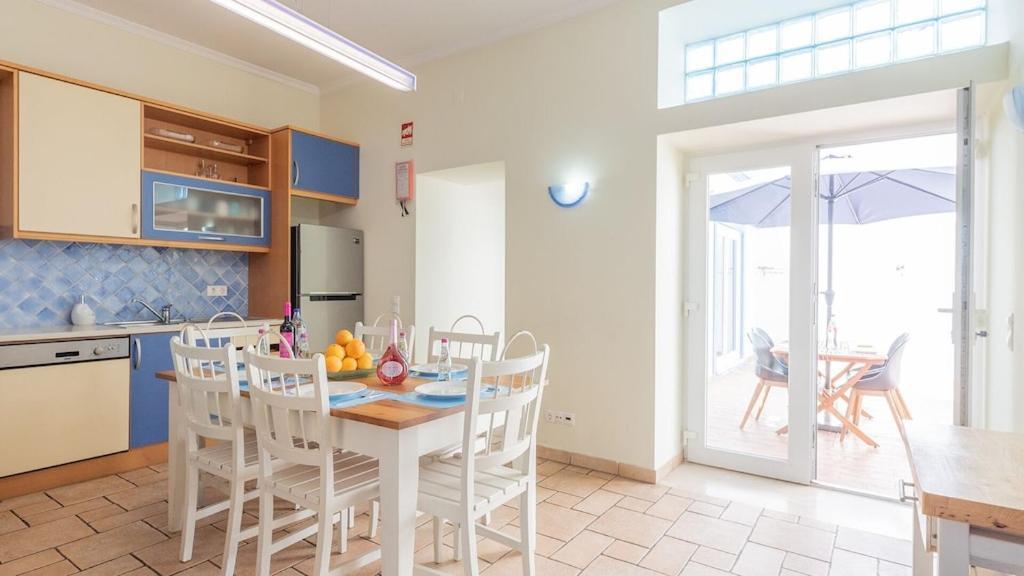 Refurbished Beachfront House, Pool, Ac, Wifi, Albufeira, Sea View Extérieur photo