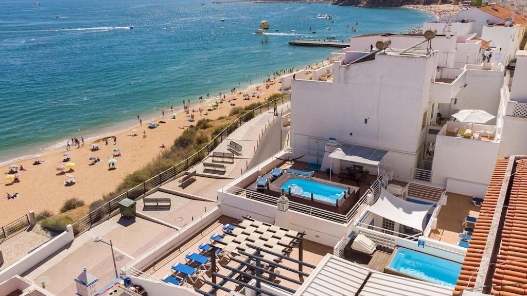 Refurbished Beachfront House, Pool, Ac, Wifi, Albufeira, Sea View Extérieur photo