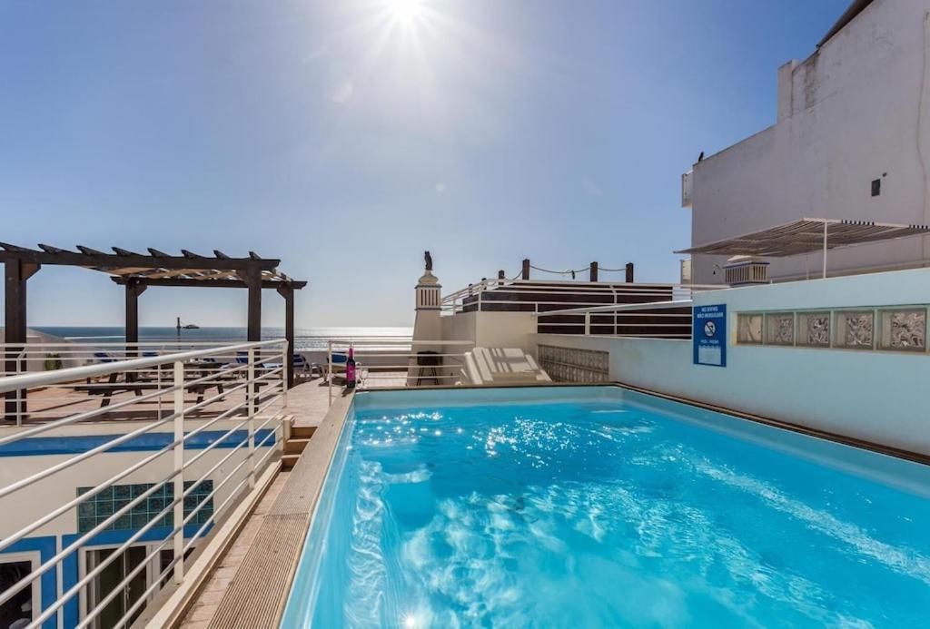 Refurbished Beachfront House, Pool, Ac, Wifi, Albufeira, Sea View Extérieur photo