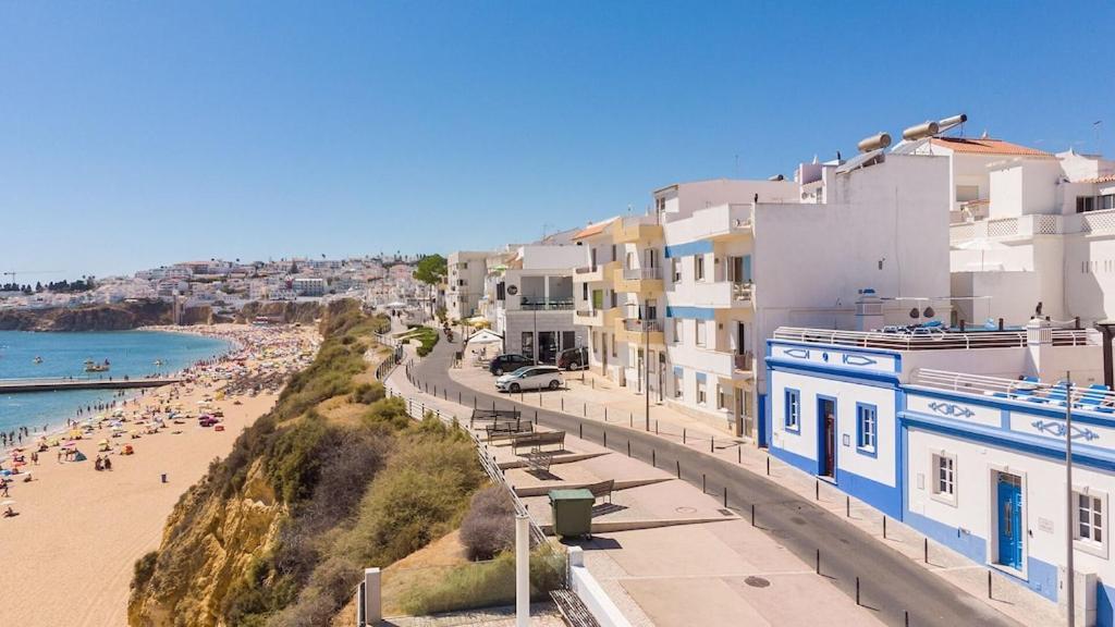 Refurbished Beachfront House, Pool, Ac, Wifi, Albufeira, Sea View Extérieur photo