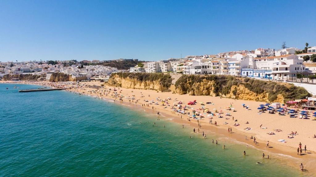 Refurbished Beachfront House, Pool, Ac, Wifi, Albufeira, Sea View Extérieur photo