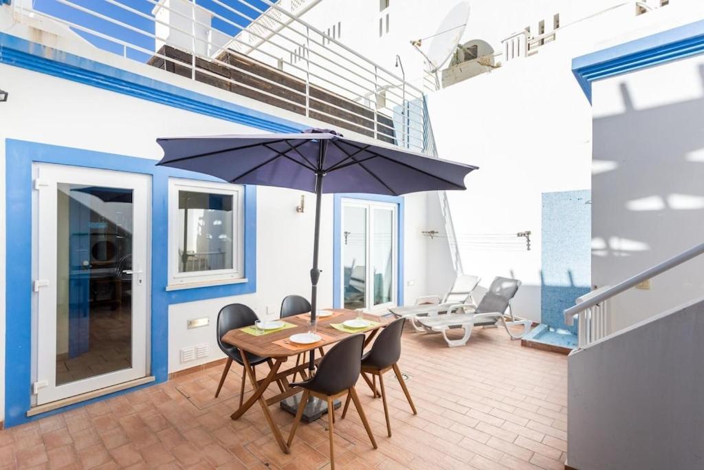 Refurbished Beachfront House, Pool, Ac, Wifi, Albufeira, Sea View Extérieur photo