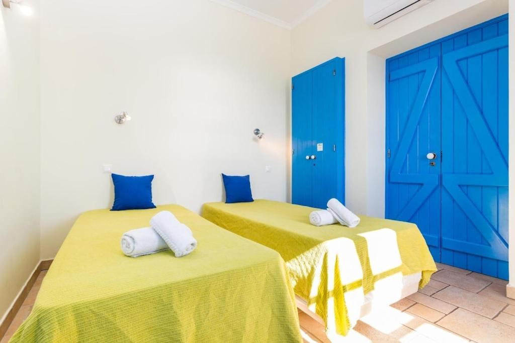 Refurbished Beachfront House, Pool, Ac, Wifi, Albufeira, Sea View Extérieur photo